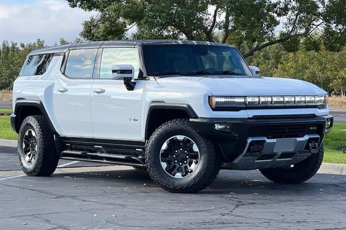 Interstellar White 2025 GMC HUMMER EV SUV 3X