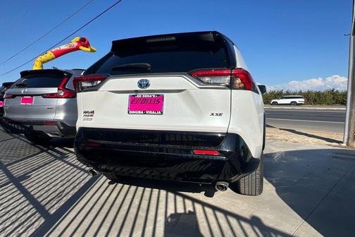 Wind Chill Pearl/Midnight Black Metallic 2023 Toyota RAV4 Prime XSE