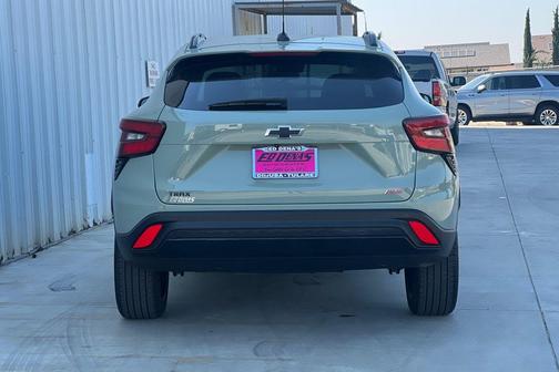 Cacti Green 2024 Chevrolet Trax FWD 2RS