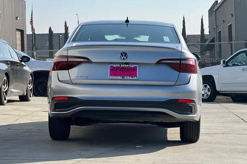 Pyrite Silver Metallic 2024 Volkswagen Jetta 1.5T SE