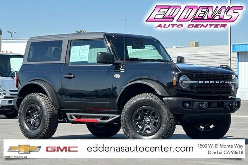 Shadow Black 2023 Ford Bronco Wildtrak