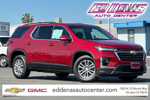 Radiant Red Tintcoat 2023 Chevrolet Traverse LT Cloth