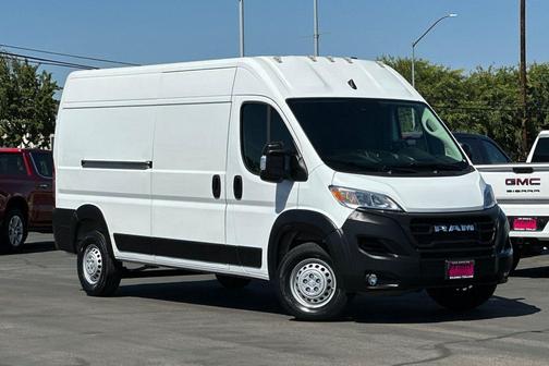 Bright White Clearcoat 2025 RAM ProMaster 2500 Tradesman
