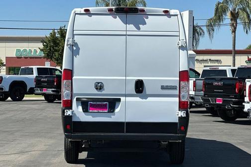 Bright White Clearcoat 2025 RAM ProMaster 2500 Tradesman