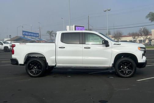 Summit White 2026 Chevrolet Silverado 1500 LT Trail Boss