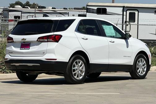 Summit White 2023 Chevrolet Equinox 1LT