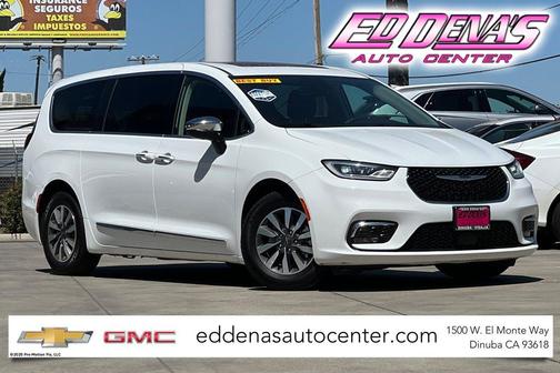 Bright White Clearcoat 2023 Chrysler Pacifica Hybrid Limited
