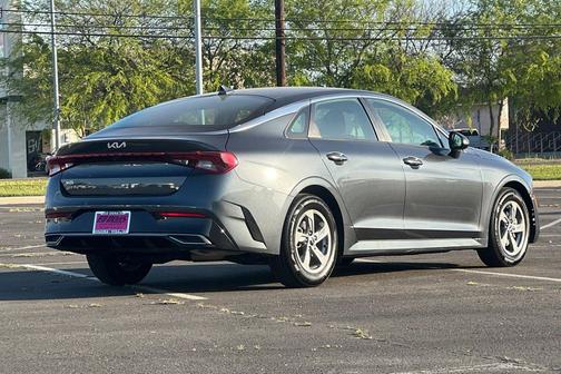 Gravity Gray 2023 Kia K5 LXS
