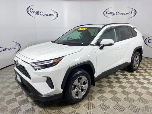 2022 Toyota RAV4 XLE
