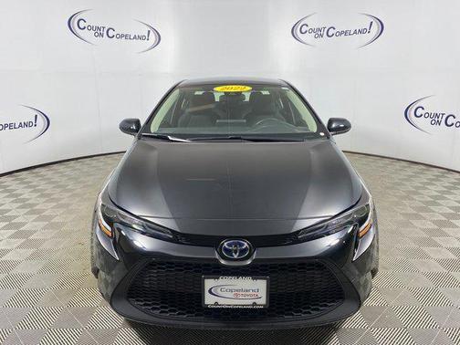 2022 Toyota Corolla Hybrid LE