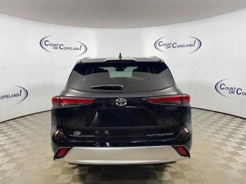 2021 Toyota Highlander Platinum