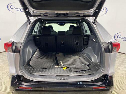 Silver Sky Metallic 2023 Toyota RAV4 Prime SE