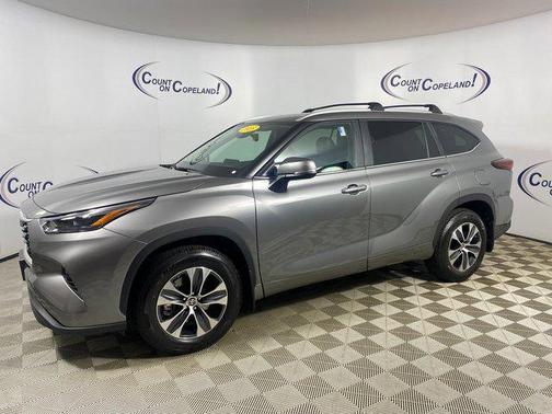 2025 Toyota Highlander XLE