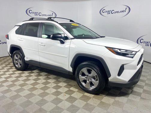 2024 Toyota RAV4 Hybrid LE