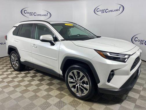 2023 Toyota RAV4 XLE Premium