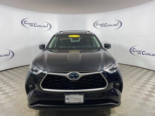 2023 Toyota Highlander Hybrid XLE