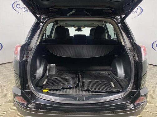 2018 Toyota RAV4 Hybrid LE