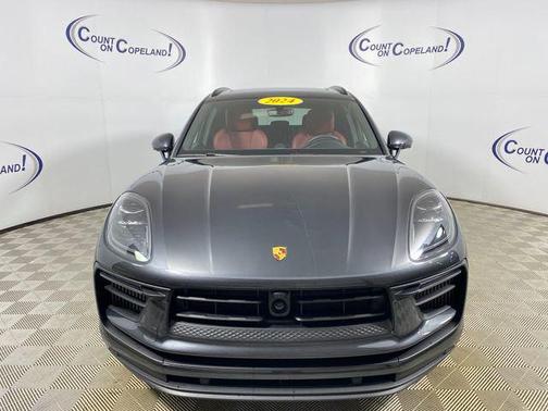 Gray 2024 Porsche Macan Macan