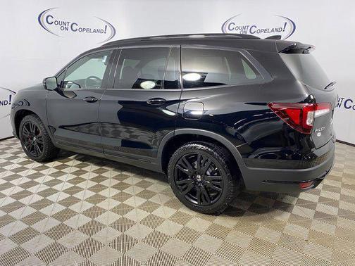 2021 Honda Pilot AWD Black Edition