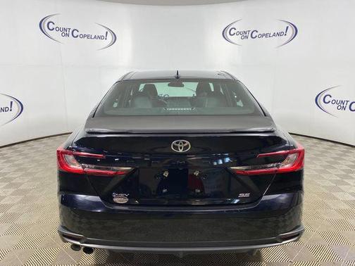 Midnight Black Metallic 2025 Toyota Camry SE