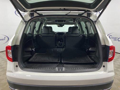 2020 Honda Pilot AWD Elite