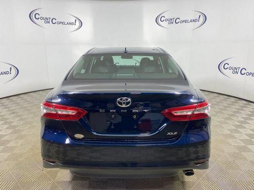 2019 Toyota Camry XLE