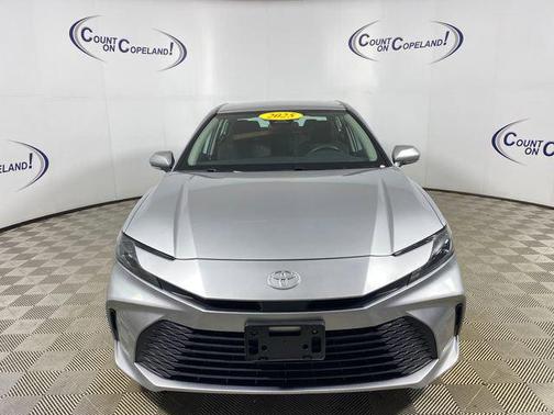 Ocean 2025 Toyota Camry LE