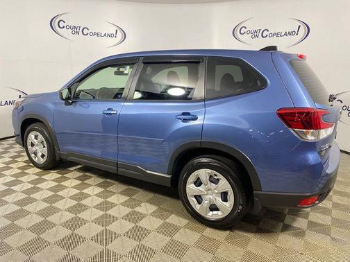Horizon Blue 2024 Subaru Forester Base