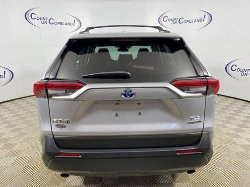 2023 Toyota RAV4 Hybrid XLE