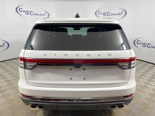 Pristine White Metallic Tri-Coat 2025 Lincoln Aviator Reserve AWD