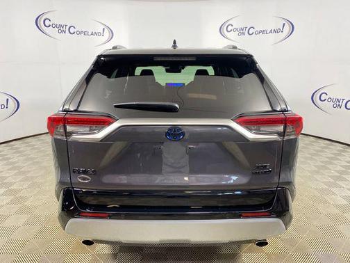 2024 Toyota RAV4 Hybrid SE