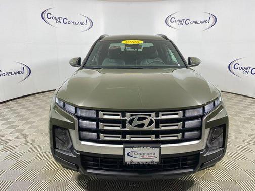 2025 Hyundai SANTA CRUZ SEL Activity