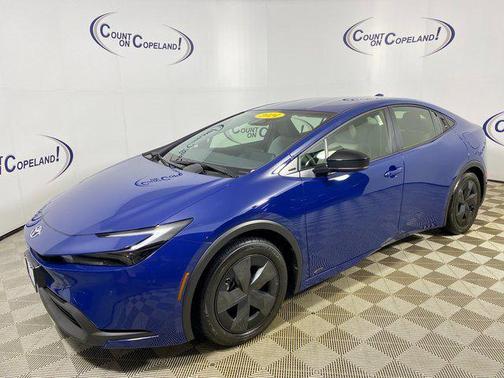 2024 Toyota Prius LE