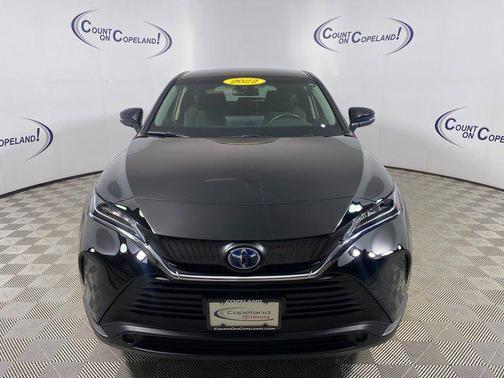 2022 Toyota Venza LE