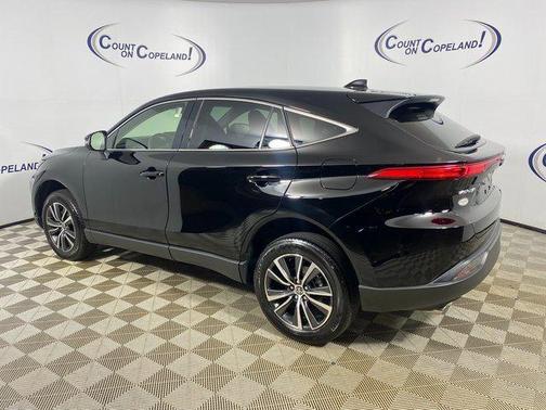 2022 Toyota Venza LE