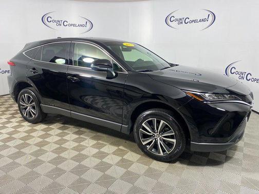 2022 Toyota Venza LE