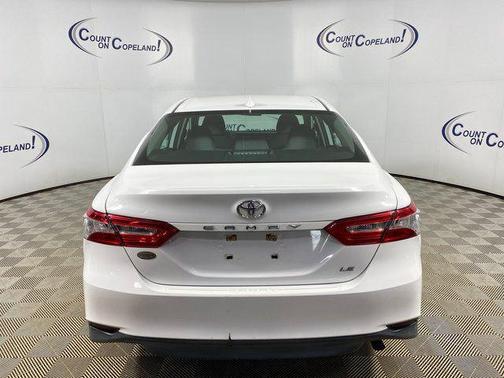 2020 Toyota Camry LE