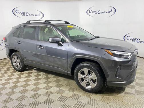 2025 Toyota RAV4 Hybrid XLE