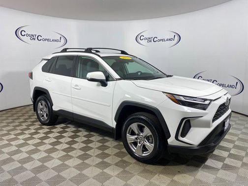 2022 Toyota RAV4 XLE