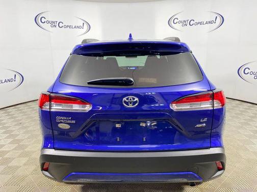 2024 Toyota Corolla Cross LE