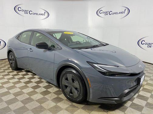 2024 Toyota Prius LE