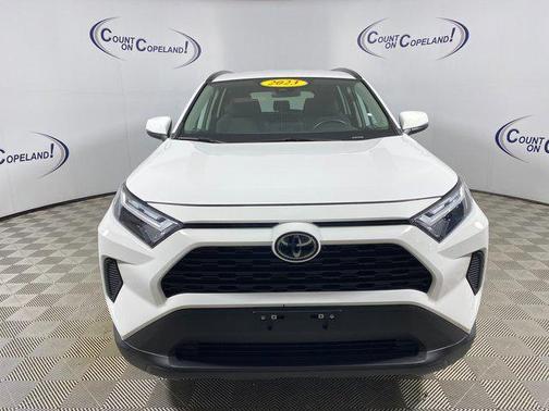 2023 Toyota RAV4 XLE