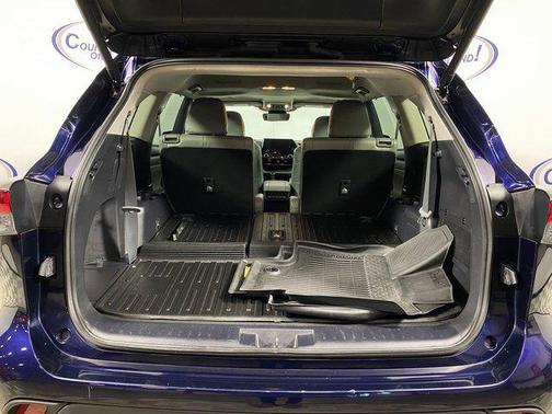 2024 Toyota Highlander Hybrid XLE