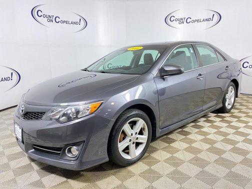 2012 Toyota Camry SE