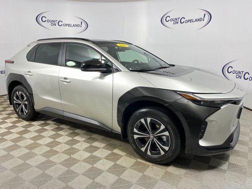 2025 Toyota bZ4X XLE