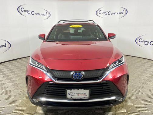 2022 Toyota Venza XLE