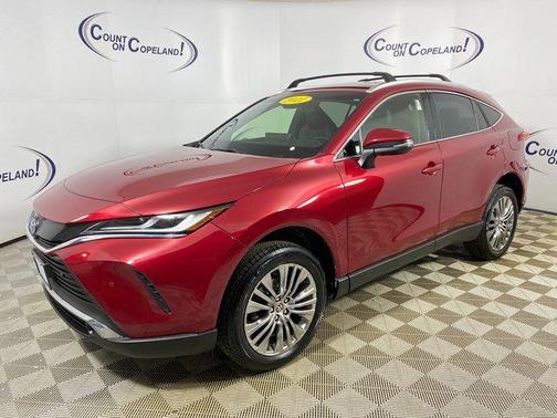 2022 Toyota Venza XLE