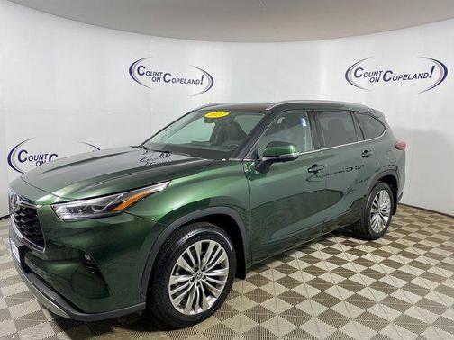 2023 Toyota Highlander Platinum