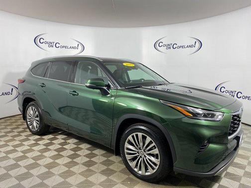 2023 Toyota Highlander Platinum