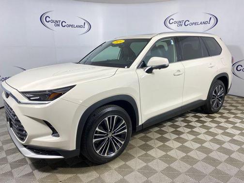 Cream 2024 Toyota Grand Highlander Hybrid Limited MAX